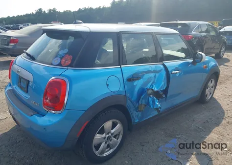 2015 Mini Hardtop Cooper z USA, uszkodzony, nr VIN WMWXS5C51FT829693